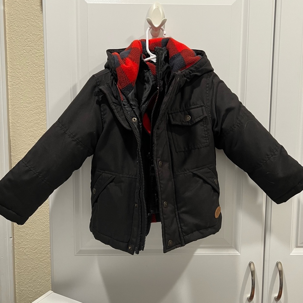 Outdoor Fall Black Kids Jacket with Red Lining
